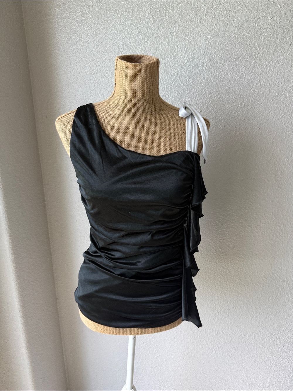 Charlotte Russe Black One-Shoulder Ruched Top with White Tie Accent